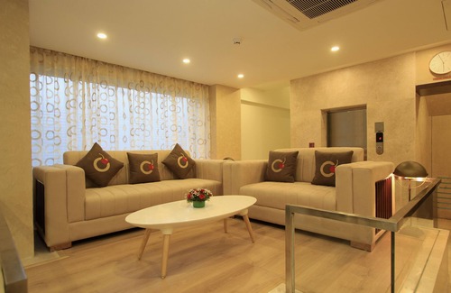 Koramangala 4-B Block Hotel | La Sara Regent