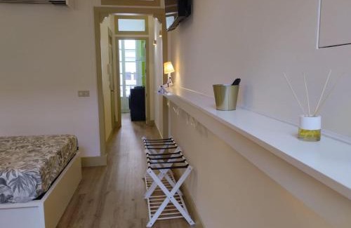 Aviles Apartment | La silla de San Bernardo