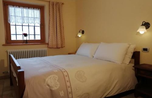 Saint-Rhemy-en-Bosses Bed & Breakfast | La Thuillettaz