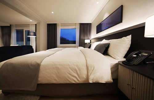 Suwon Hotel | La Vie Dor Hotel and Resort, Trademark Collection by Wyndham