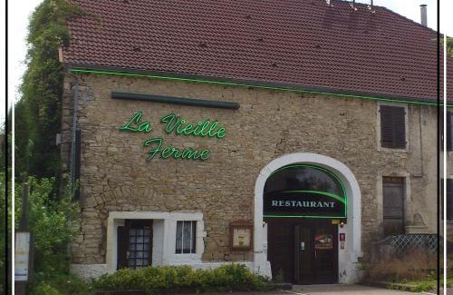 Etupes Hotel | La Vieille Ferme