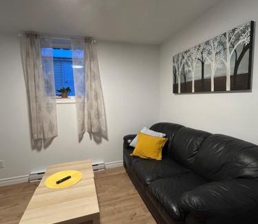 Sainte-Foy-Sillery-Cap-Rouge Apartment | La voûte de la gare