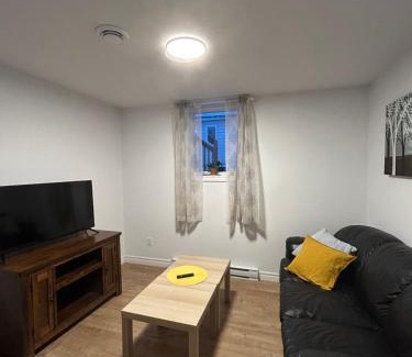 Sainte-Foy-Sillery-Cap-Rouge Apartment | La voûte de la gare