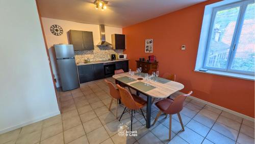 Guebwiller Apartment | La Vue Des Vignes Parking & 2-roues