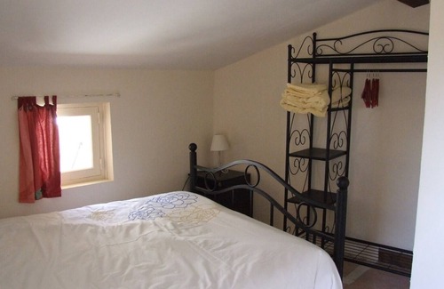 Quintillan House | La Vue sur les Collines