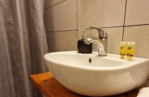 Skiathos Town Hotel | LaCasa Garden 3