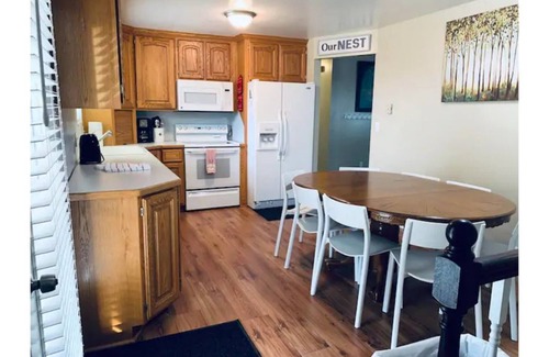 Washington Terrace House | Lagoon, Ski, HAFB, WSU, Dee Event Center