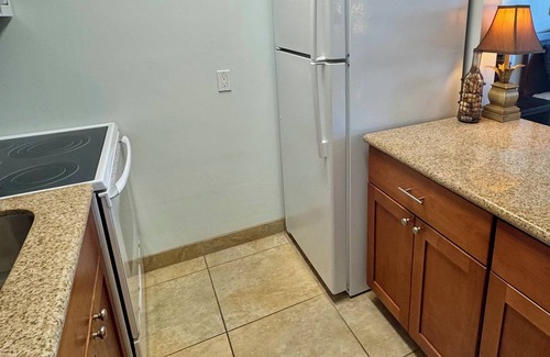 Historic Lahaina Front Street Apartment | Lahaina Shores Oceanfront Ocean Views Oasis