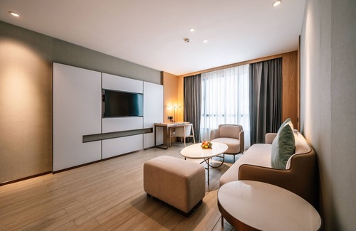 Chom Thong Hotel | Laike Hotel