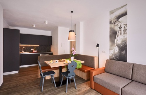 Albions House | Laitacherhof: New stylish apartment with pool and sauna