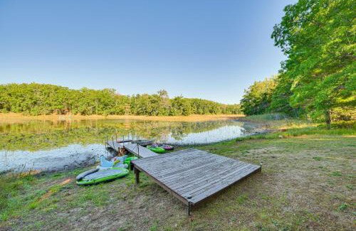 Herron House | Lake Access and Dock Remote Mio-Area Cottage