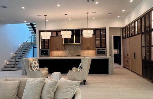 Green Park House | Lake Austin Waterfront Main House: Golf+Wake+SXSW