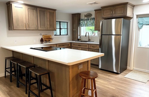 Shipshewana House | Lake Front Cottage | Kayaks | Game Table Fun