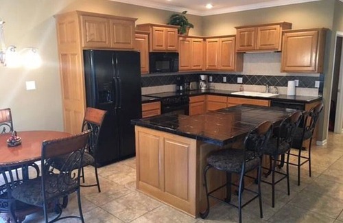 Lakeland Condo | Lake front w/private boat slip - sleeps 6 - weekly discount !