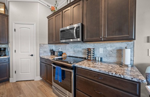 Lake Havasu City House | Lake Havasu Luxury Oasis: Heated Pool/spa Mini golf