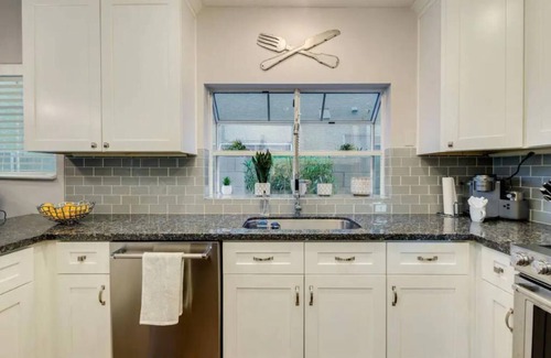 The Islands House | Lake House in the AZ Desert