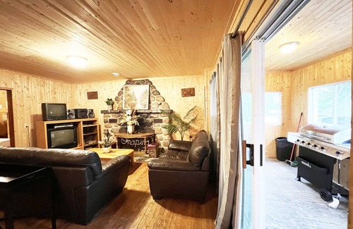 Sudbury District Cabin | Lake Onaping Lodge
