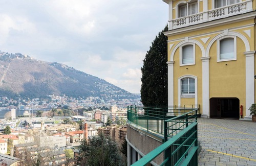 Como Apartment | Lake Panorama