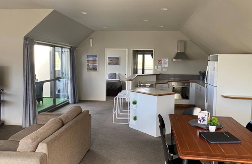 Lake Tekapo Hotel | Lake Tekapo Village Motel