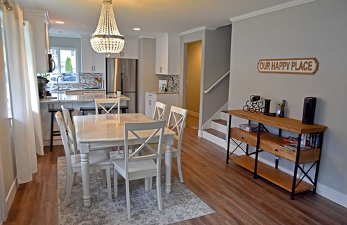 Maple Grove House | Lake View and Access, Close to National Parks