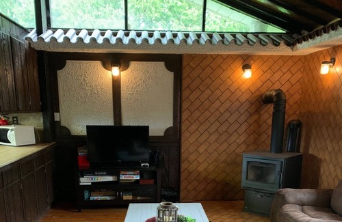 Ramara Cottage | Lakefront 7-Bedroom Cottage