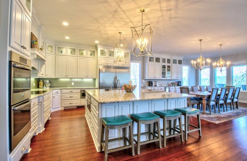 Hot Springs House | Lakefront home with private dock, 2 kitchens, 2 living areas, grill, pool table