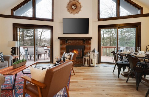 Hanover Apartment | Lakefront Modern A frame cabin with private dock