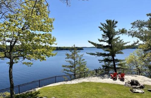 Seguin Villa | Lakefront Retreat Hot Tub Outdoor Sauna Dock Swim Stunning Views!