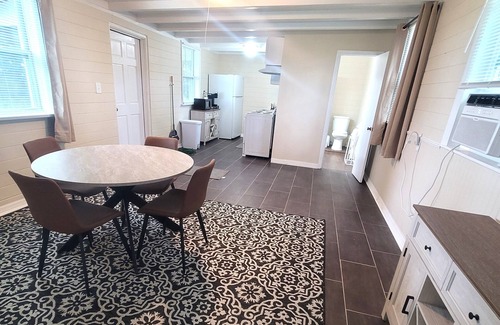 Leesburg House | Lakefront Views-Private Porch and Deck- Close to the Villages in Leesburg