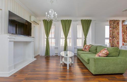 Chisinau Apartment | LakeView House