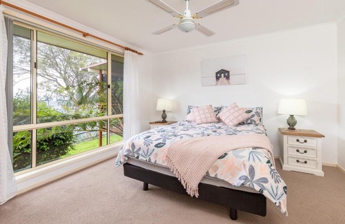 Forster House | Lakeview on Victoria
