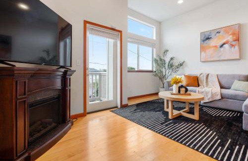 North Queen Anne House | LakeView Queen Anne 3BR Townhome
