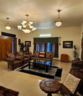Kodaikanal House | Lakshmi Illam Guesthouse for Families only