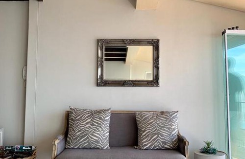 Fish Hoek Apartment | Lalapanzi