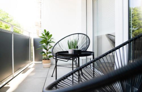Tuebingen Apartment | LaMiaCasa City Green 2 Balconies Private Parking