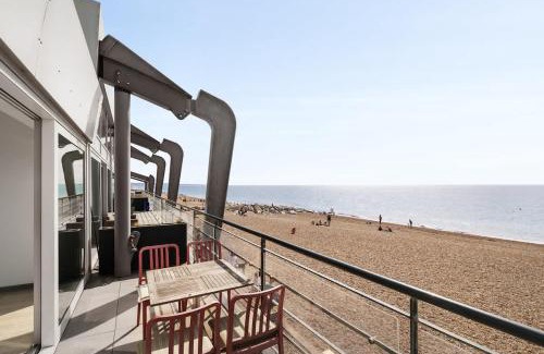 Lancing Apartment | Lancing beach apartment.