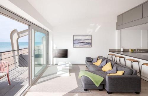 Lancing Apartment | Lancing beach apartment.