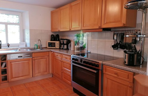 Zweifelscheid Apartment | Landhaus Eifel, mit ca. 220qm, 7 Schlafräume, für max. 20 Personen
