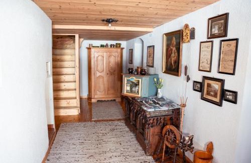 Elbigenalp House | Landhaus Geierwally