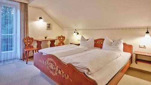 Kochel am See Hotel | Landhotel Herzogstand Garni
