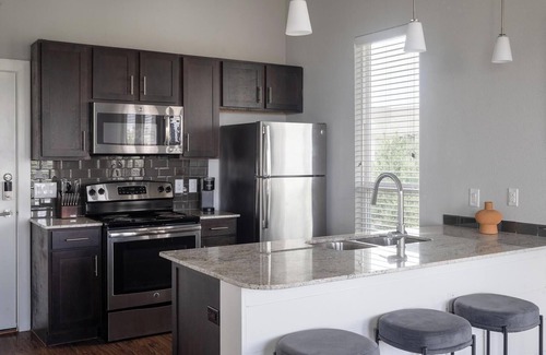 Buda Apartment | Landing | Amazing Studio, Gym, Clubhouse