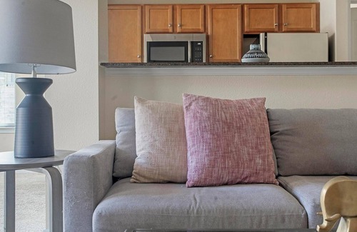 Sweetbriar Apartment | Landing at Agave at South Congress - 1 Bedroom .