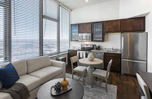 Downtown Omaha Apartment | Landing at Wire - 2 Bedrooms in Downtown