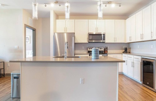 Florida Central Atlantic Coast Apartment | Landing | Beautiful 2BD, Pool, Gym