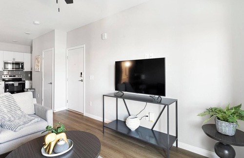 Townsite Apartment | Landing | Chic 2BD, Rooftop Lounge, Pool