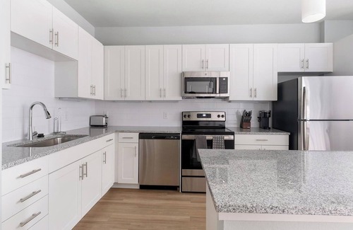 Conroe Apartment | Landing | Incredible 1BD, Pool, Gym