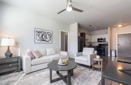 Tobin Hill Apartment | Landing | Stunning 1BD, Clubhouse, Pool