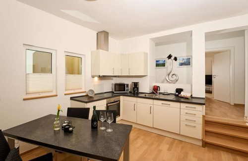 Daun Apartment | Landküche - Ferienwohnung - Ferienwohnung Dusche/wc, 2 Schlafräume bis 6 Pers