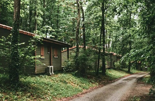 Monclar-de-Quercy Ski Chalet | Lands of France - Hamlets of the Lakes - 3 Room Chalet 6 People