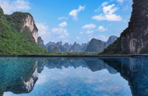 Ten Mile Gallery Hotel | Lanshan Moon Resort